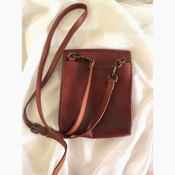 American Leather Co. Kansas Crossbody Handbag Brandy 100% Genuine Leather - Picture 5 of 8